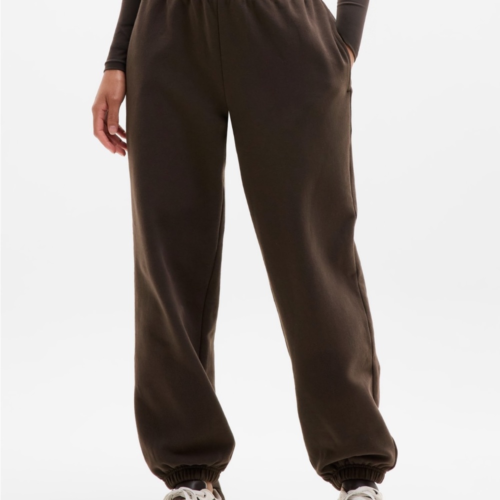 Athleta Forever Fleece High rise Jogger Size LP